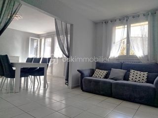  Appartement � vendre 5 pi�ces 92 m�