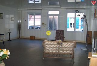  Maison � vendre 6 pi�ces 215 m�