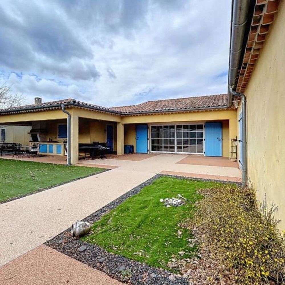 � vendre  Villa Olli�res (83470)