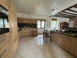  Maison � vendre 9 pi�ces 184 m�