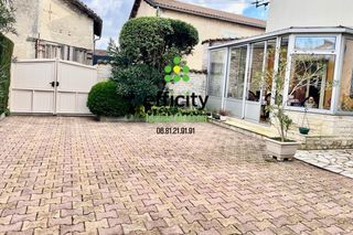  Maison � vendre 6 pi�ces 220 m�