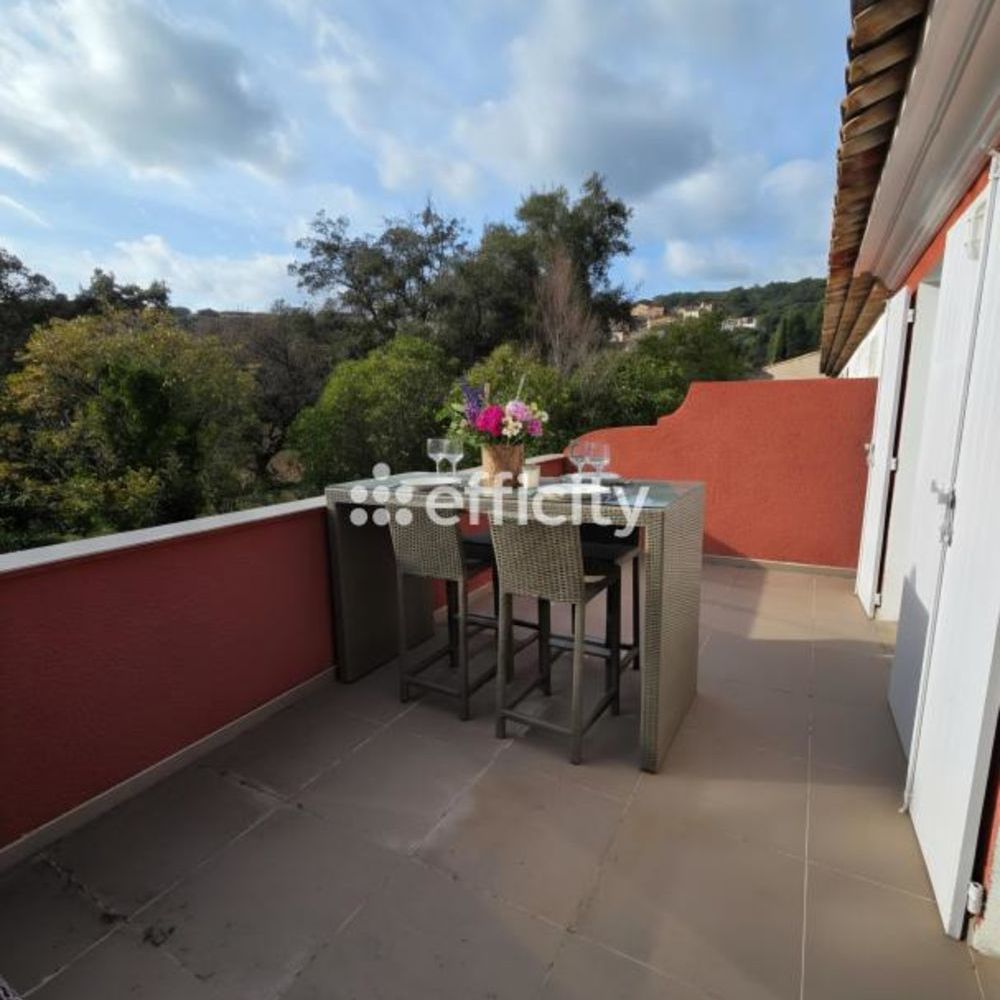 � vendre  Villa Grimaud (83310)