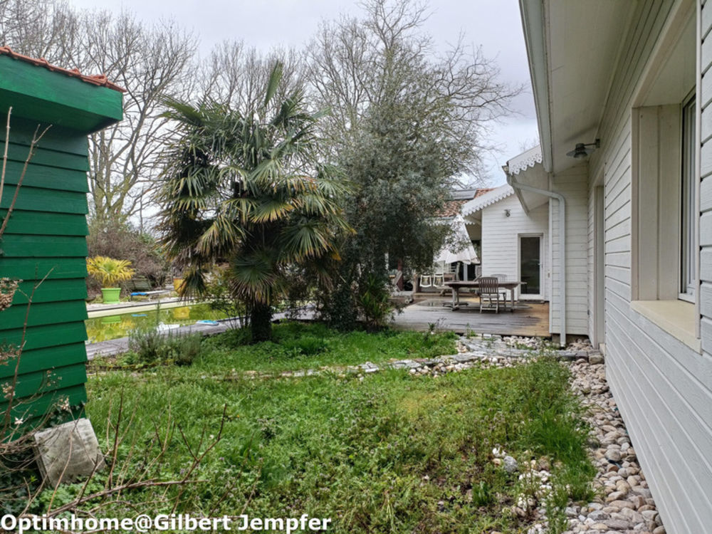 � vendre  Propri�t�/ch�teau Blanquefort (33290)