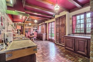  Maison � vendre 10 pi�ces 329 m�