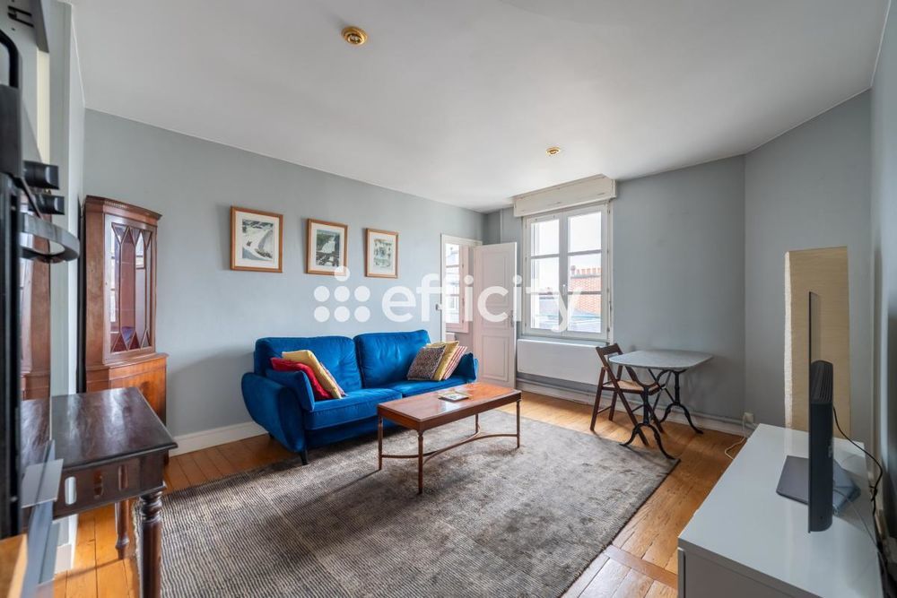 � vendre  Appartement Versailles (78000)