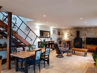  Propri�t�/ch�teau � vendre 6 pi�ces 165 m�