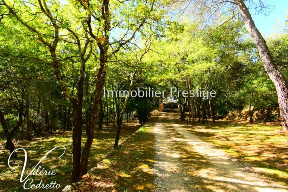 � vendre  Villa N�oules (83136)