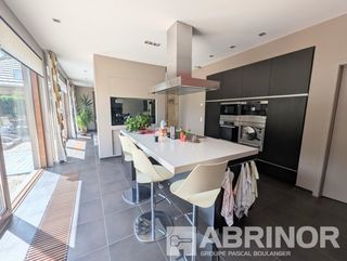  Maison � vendre 6 pi�ces 218 m�