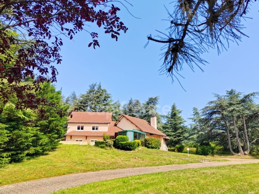 � vendre  Maison Givry (71640)