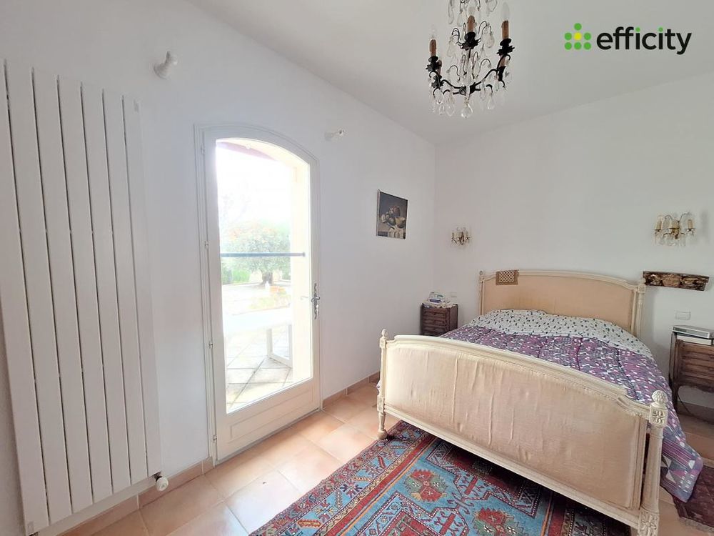 � vendre  Villa Sainte-Tulle (04220)