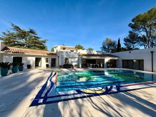  Propri�t�/ch�teau � vendre 10 pi�ces 415 m�