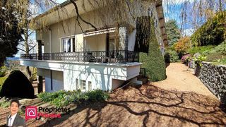  Maison � vendre 8 pi�ces 223 m�