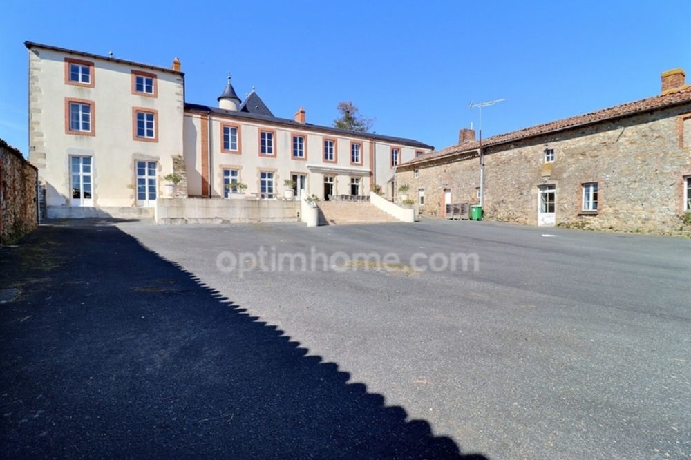 � vendre  Propri�t�/ch�teau Cholet (49300)