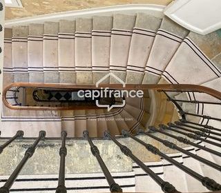  Immeuble � vendre 8 pi�ces 245 m�