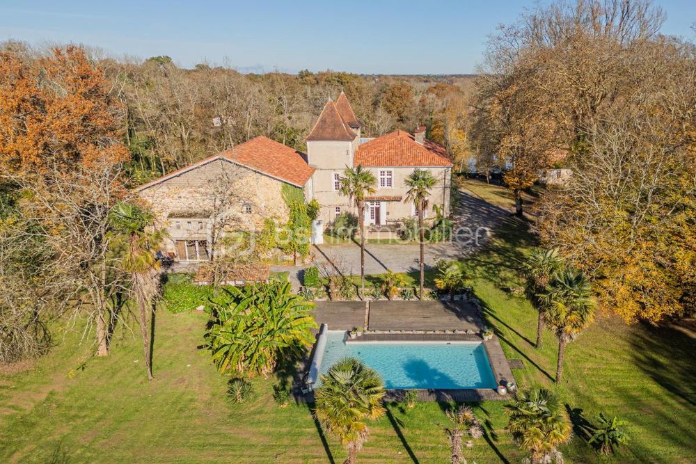 � vendre  Propri�t�/ch�teau Pouillon (40350)