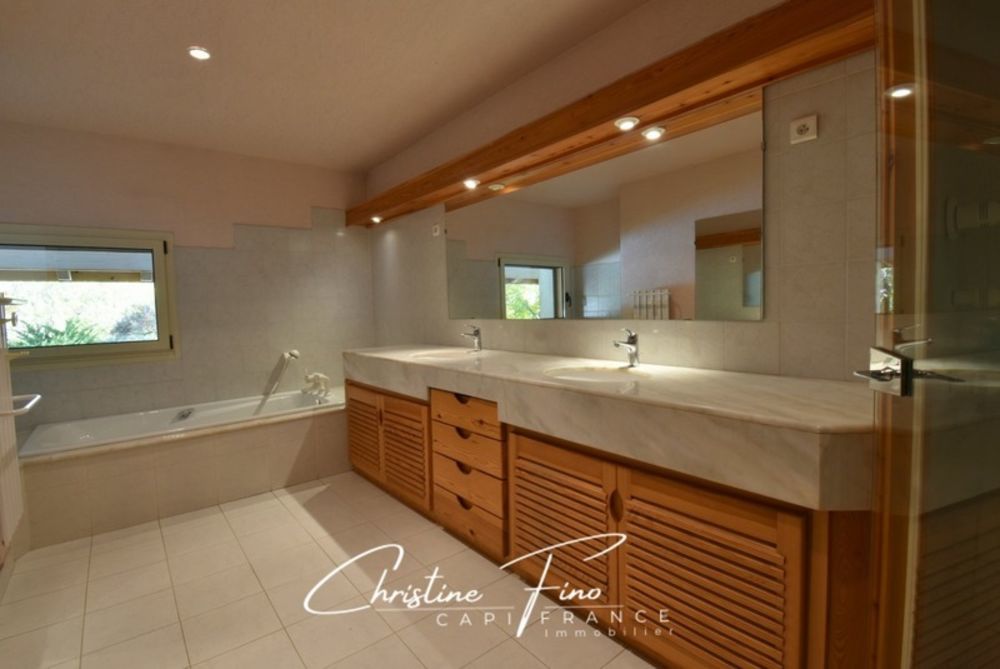 � vendre  Maison La Salle les Alpes (05240)