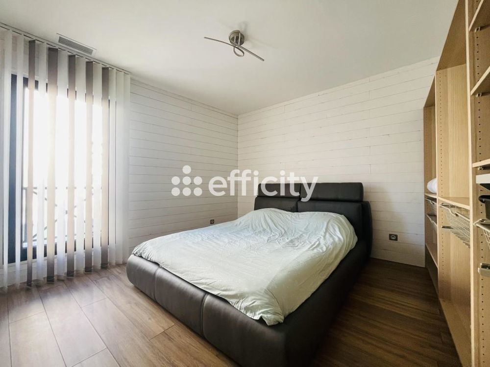 � vendre  Propri�t�/ch�teau Bordeaux (33300)