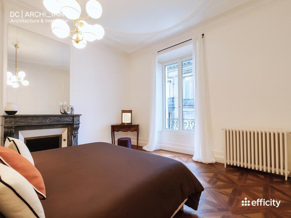 � vendre  Appartement Bordeaux (33300)