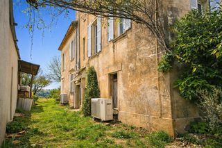  Maison � vendre 6 pi�ces 220 m�