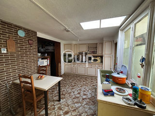  Immeuble � vendre 165 m�