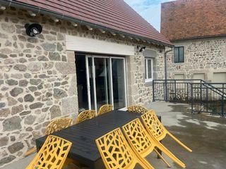  Maison � vendre 4 pi�ces 240 m�