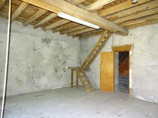  Immeuble � vendre 4 pi�ces 145 m�