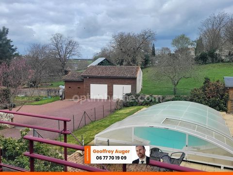   Maison avec terrasse panoramique, piscine sous d�me et grand terrain clos � secteur calme proche de Thouars Maison - 6 pi�ce(s) - 147 m�