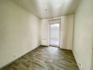  Immeuble � vendre 8 pi�ces 121 m�