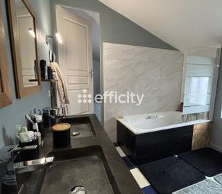  Maison � vendre 9 pi�ces 200 m�