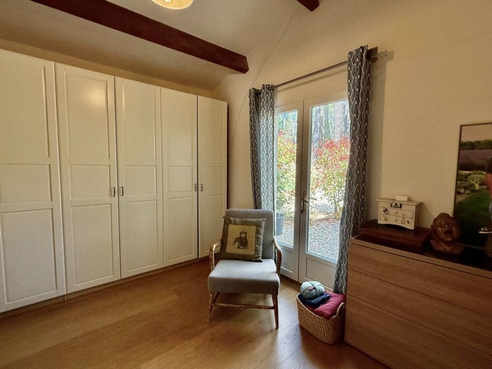 � vendre  Maison Roussillon (84220)