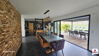  Propri�t�/ch�teau � vendre 11 pi�ces 283 m�