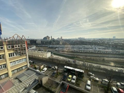 Bureaux fonctionnels situ&eacute;s &agrave; proximit&eacute; des transports et des acc&egrave;s au p&eacute;riph&eacute;rique 8433 93500 Pantin