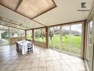  Propri�t�/ch�teau � vendre 10 pi�ces 251 m�