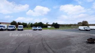  Immeuble � vendre 5 pi�ces 682 m�