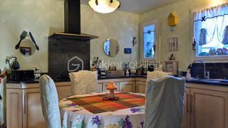  Maison � vendre 8 pi�ces 320 m�