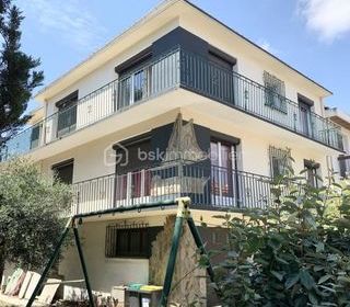  Maison � vendre 7 pi�ces 180 m�