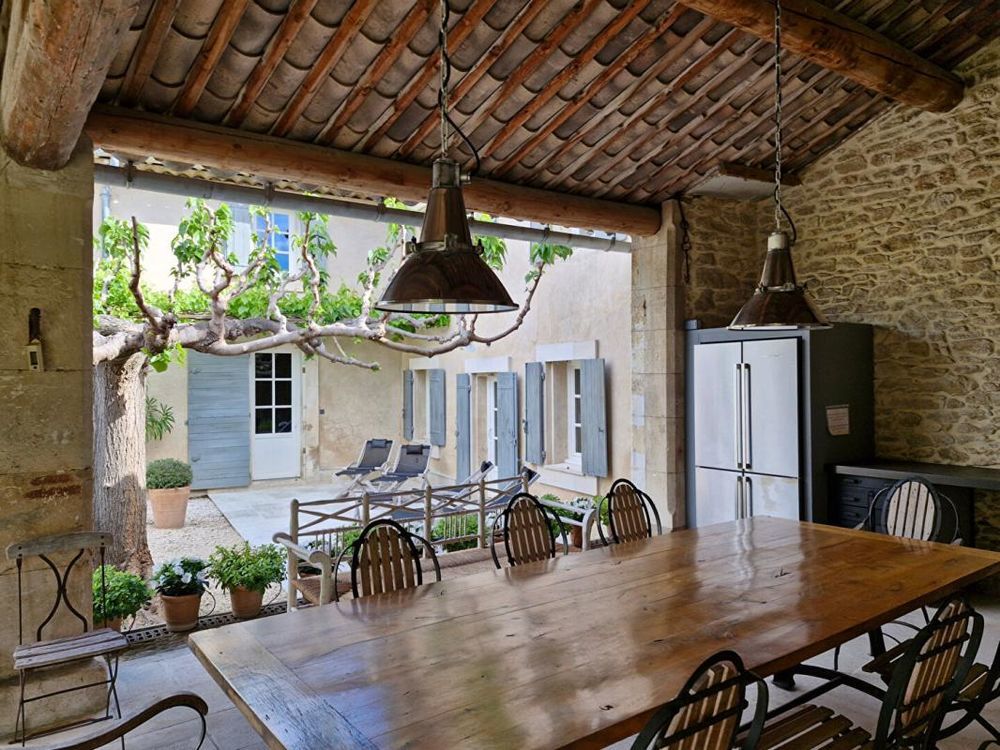 � vendre  Propri�t�/ch�teau Maubec (84660)