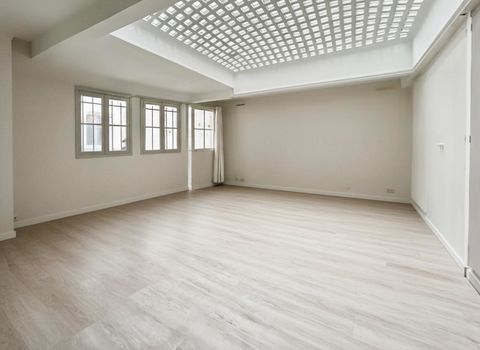Bureaux avec verri&egrave;re &agrave; proximit&eacute; de l'Arc de Triomphe - 75016 PARIS 3351 75116 Paris