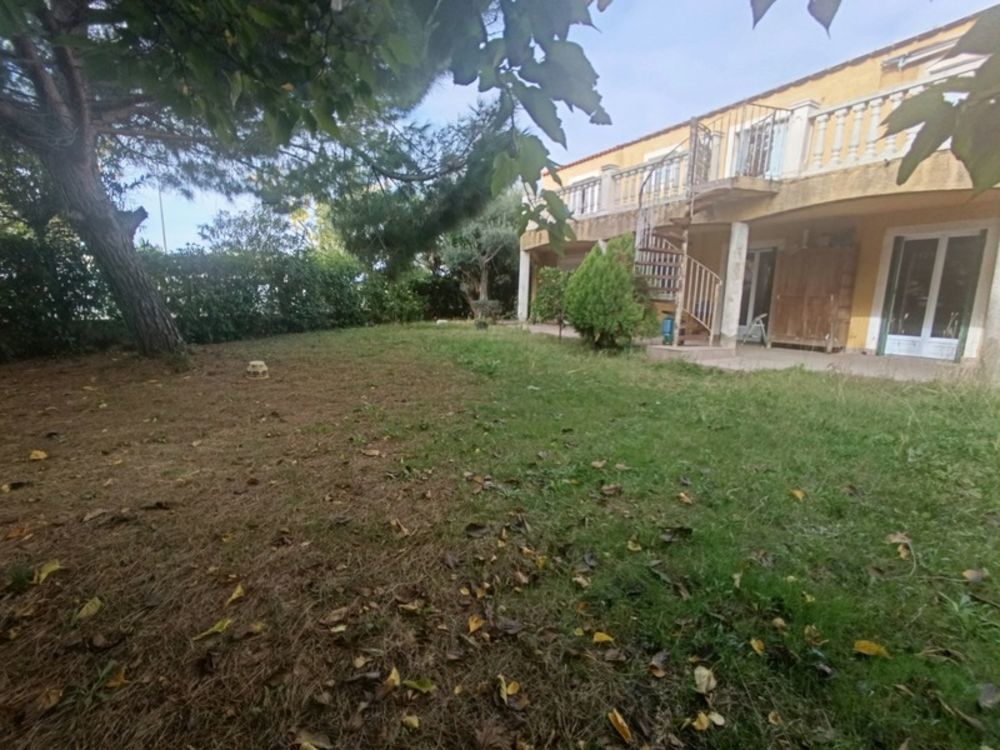 � vendre  Maison Vias (34450)