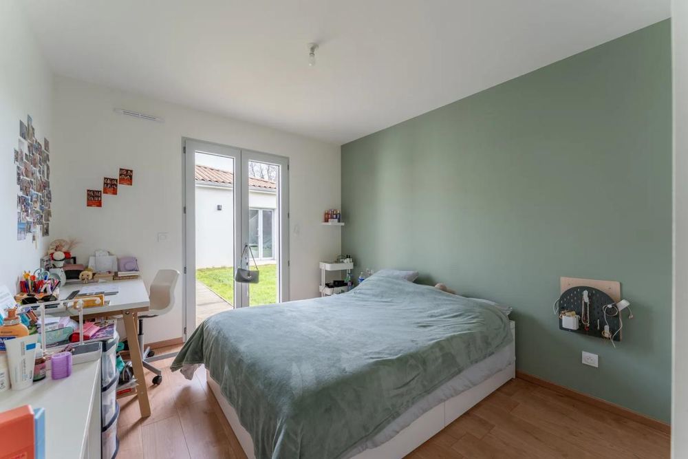 � vendre  Maison Camblanes-et-Meynac (33360)