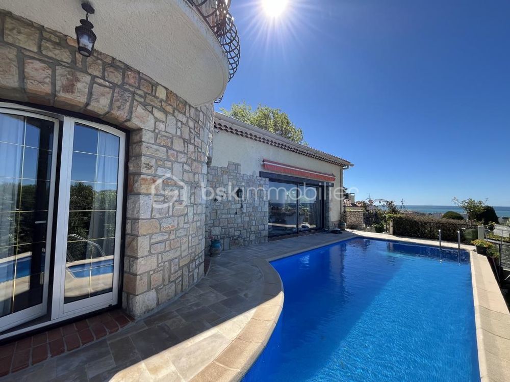 � vendre  Maison Antibes (06600)