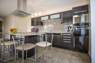  Villa � vendre 6 pi�ces 165 m�