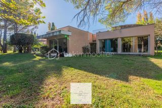  Maison � vendre 9 pi�ces 259 m�