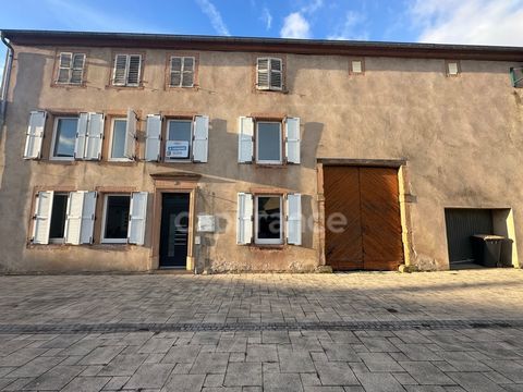   Dpt Moselle (57), � vendre EBLANGE, MAISON avec GRANGE et cour Maison - 7 pi�ce(s) - 206 m�