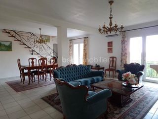  Maison � vendre 8 pi�ces 235 m�