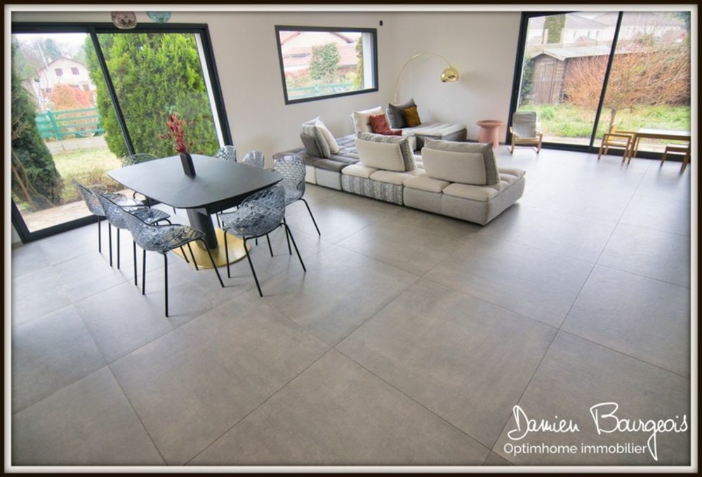 � vendre  Maison Ornex (01210)