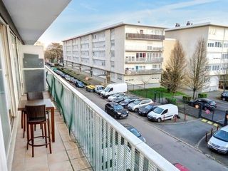  Appartement � vendre 4 pi�ces 82 m�