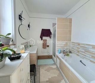  Propri�t�/ch�teau � vendre 7 pi�ces 358 m�