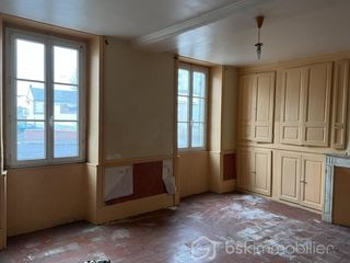  Immeuble � vendre 9 pi�ces 250 m�