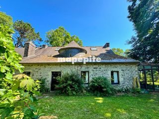  Maison � vendre 15 + pi�ces 1275 m�